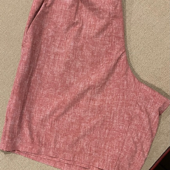 Lululemon athletica Red Athletic Shorts Size L - Picture 2 of 10